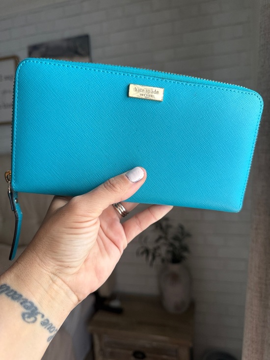 kate spade Handbags - Kate Spade Bright Turquoise Zip Wallet